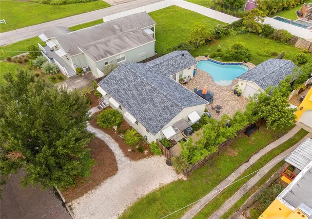 Photo 1 of Single family home for sale at 919 W Woodlawn Ave, Tampa, FL 33603 | MLS# TB8548982 | Listing updated on 2026-09-18