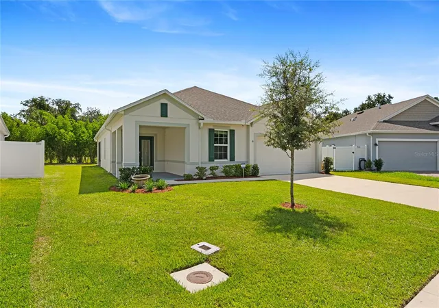 Photo 3 of Single family home for sale at 1121 Bradford Ridge, Leesburg, FL 34748 | MLS# O6442151 | Listing updated on 2026-10-08