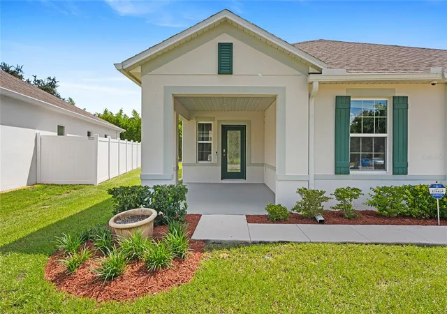Photo 3 of Single family home for sale at 1121 Bradford Ridge, Leesburg, FL 34748 | MLS# O6442151 | Listing updated on 2026-10-08