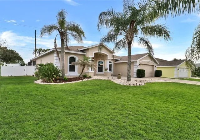 Photo 2 of Single family home for sale at 247 Westwind Dr, Davenport, FL 33896 | MLS# O6442330 | Listing updated on 2026-10-12