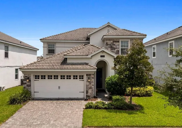 Photo 3 of Single family home for sale at 1555 Palmero Way, Davenport, FL 33896 | MLS# O6442529 | Listing updated on 2026-10-02