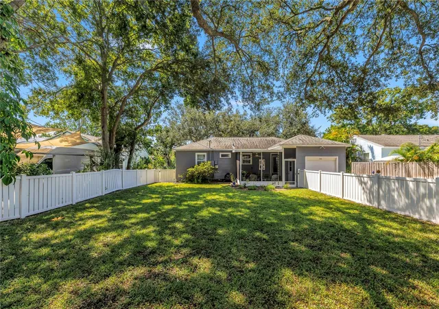 Photo 3 of Single family home for sale at 755 39th Avenue NE, Saint Petersburg, FL 33703 | MLS# TB8549477 | Listing updated on 2026-09-19