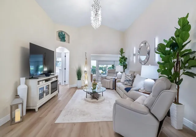 Photo 3 of Single family home for sale at 3707 Doune Way, Clermont, FL 34711 | MLS# G5117912 | Listing updated on 2026-09-22