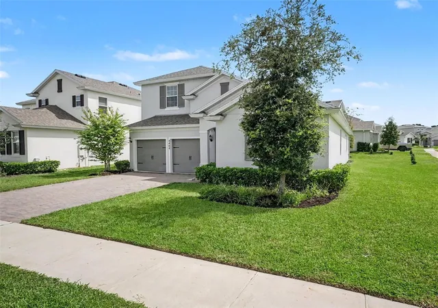 Photo 3 of Single family home for sale at 4484 Lions Gate Ave, Clermont, FL 34711 | MLS# O6442671 | Listing updated on 2026-10-14