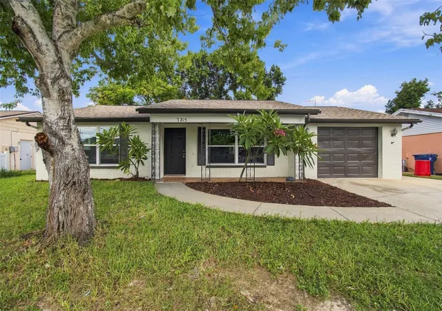 Photo 2 of Single family home for sale at 7215 Robstown Dr, PORT RICHEY, FL 34668 | MLS# TB8549657 | Listing updated on 2026-10-06