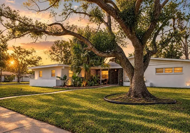 Photo 1 of Single family home for sale at 1057 Calumet St, Clearwater, FL 33755 | MLS# O6442876 | Listing updated on 2026-09-18