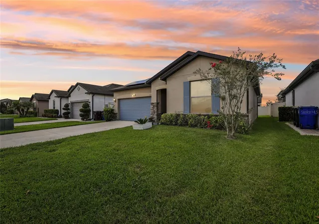 Photo 1 of Single family home for sale at 1808 Cayman Cvs Cir, Saint Cloud, FL 34772 | MLS# S5157863 | Listing updated on 2026-09-18