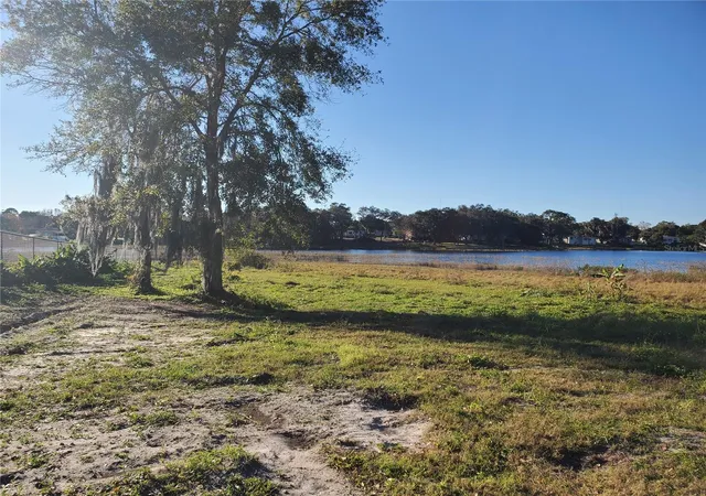 16th image of 732 Waterfall Cir, Deltona, FL 32725 | MLS# O5726581