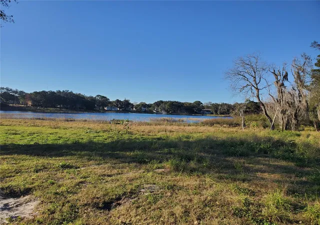 4th image of 732 Waterfall Cir, Deltona, FL 32725 | MLS# O5726581