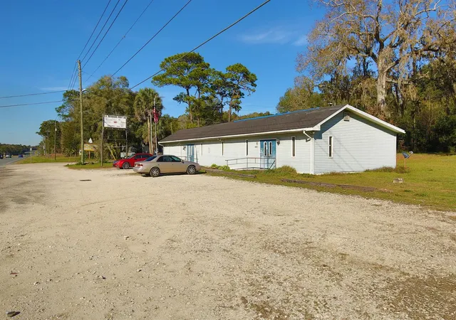 9th image of 18585 N Hwy 441, Reddick, FL 32686 | MLS# OM568745