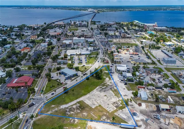 4th image of 500 Tamiami Trl, Punta Gorda, FL 33950 | MLS# C7439153