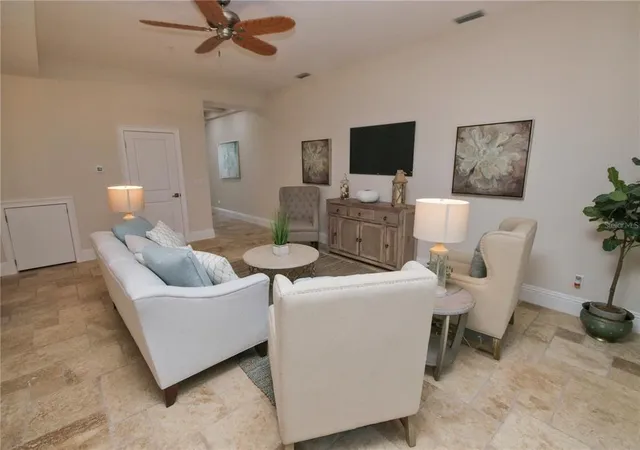 Photo 4 of Sale Pending at 7730 Hidden Creek Loop #102, Bradenton, FL 34202 | MLS# U8122919 | Listing updated on 2025-08-07