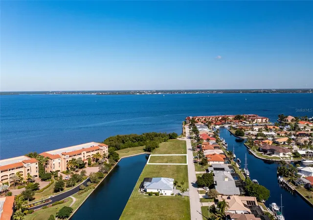 2nd image of 65 Colony Point Dr, Punta Gorda, FL 33950 | MLS# C7450864