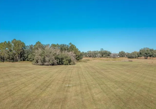 3rd image of 31935 State Road 52, San Antonio, FL 33576 | MLS# T3357865