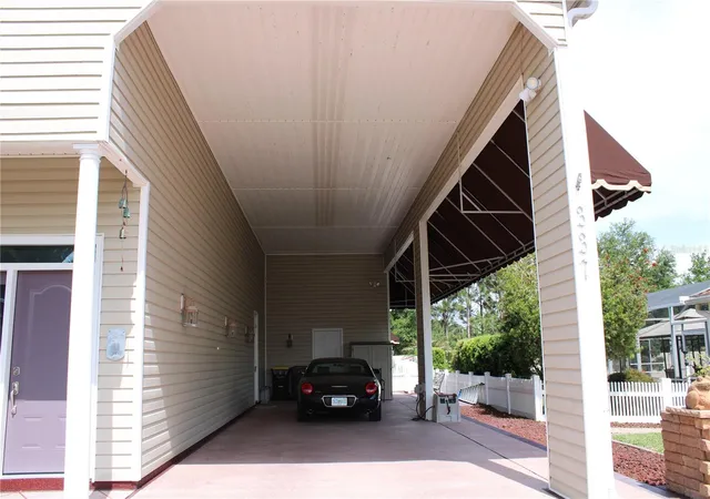 Photo 3 of Single family home for sale at 337 Motorcoach Dr S, Polk City, FL 33868 | MLS# L4929289 | Listing updated on 2026-10-07