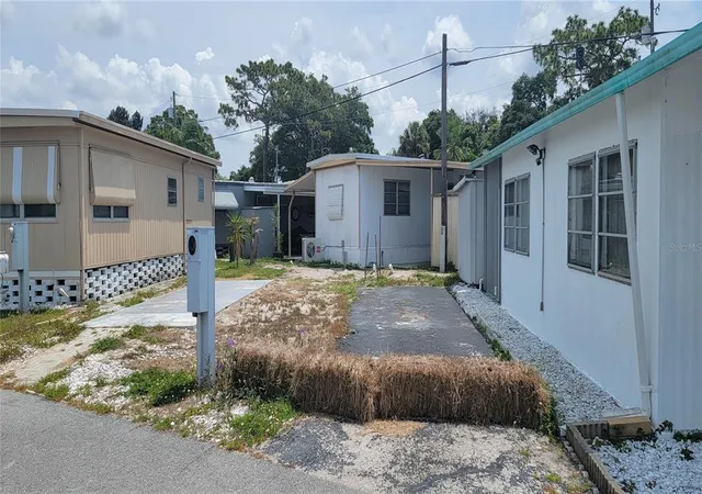 2nd image of 4715 67th St N #25, Saint Petersburg, FL 33709 | MLS# T3374468
