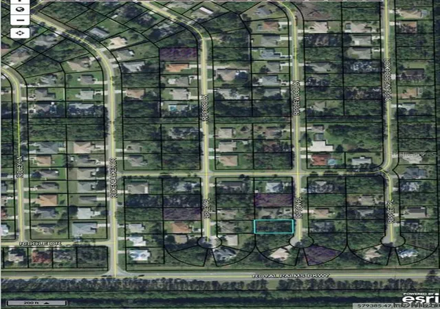 2nd image of 8 Ripton Pl, Palm Coast, FL 32164 | MLS# FC272404