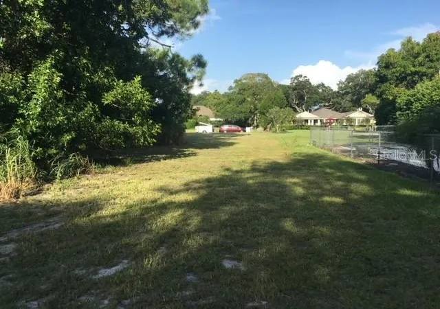 Photo 3 of Land for sale at 3910 Dunn Dr, Sarasota, FL 34233 | MLS# A4549958 | Listing updated on 2026-10-05
