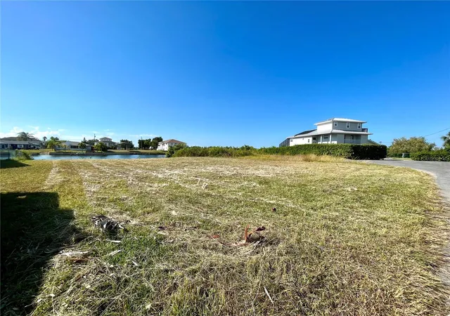 Photo 4 of Land for sale at 0 Poinsettia Dr, Spring Hill, FL 34607 | MLS# W7849992 | Listing updated on 2026-08-24