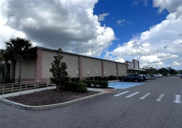 5th image of 12249 Cortez Blvd, Brooksville, FL 34613 | MLS# T3410064