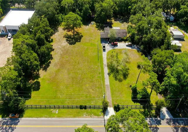 Photo 4 of Sale Pending at 12853 Olive Jones Rd, Tampa, FL 33625 | MLS# T3416141 | Listing updated on 2026-10-06