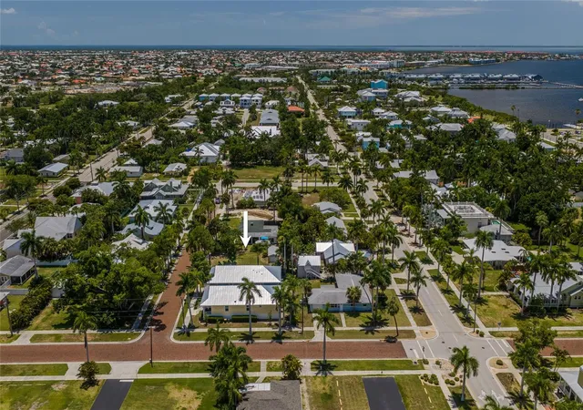 4th image of 610 Trabue Ave, Punta Gorda, FL 33950 | MLS# C7471952