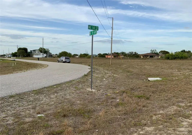 7th image of 1830 Ne 14th St, Cape Coral, FL 33909 | MLS# A4563446