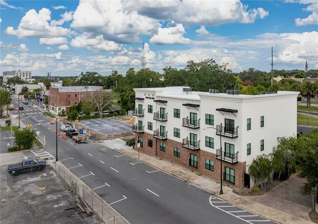 4th image of 415 Se 1st Ave #203, Ocala, FL 34471 | MLS# OM654486