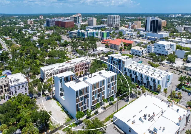 Photo 3 of Condo for sale at 430 Kumquat Ct #510, Sarasota, FL 34236 | MLS# A4564386 | Listing updated on 2026-09-13