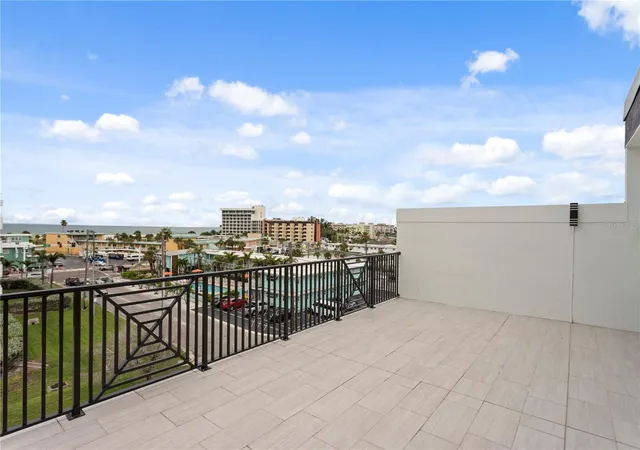 3rd image of 11605 1St St E #B3, Treasure Island, FL 33706 | MLS# U8195560