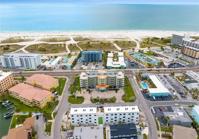 5th image of 11605 1St St E #B3, Treasure Island, FL 33706 | MLS# U8195560