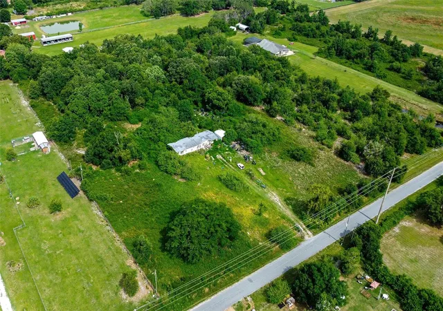 Photo 3 of Manufactured home for sale at 1240 Hackney Rd, Saint Cloud, FL 34771 | MLS# O6116184 | Listing updated on 2026-06-16