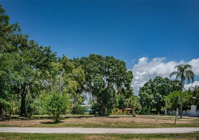 Photo 1 of Land for sale at 817 2nd Ave Nw, Ruskin, FL 33570 | MLS# T3457984 | Listing updated on 2026-09-22