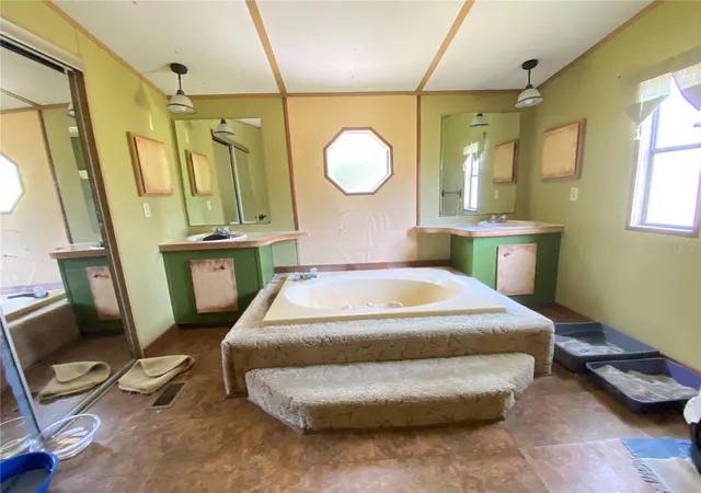 31st image of 989 Ne 184th Pl, Citra, FL 32113 | MLS# OM663308