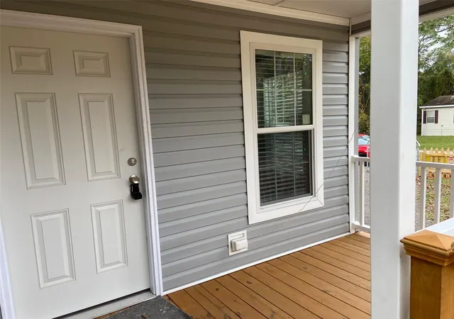 Photo 3 of Manufactured home for sale at 11876 Keylime Dr, New Port Richey, FL 34654 | MLS# W7857536 | Listing updated on 2026-10-07