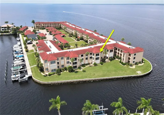 3rd image of 1 Colony Point Dr #5C, Punta Gorda, FL 33950 | MLS# C7479984