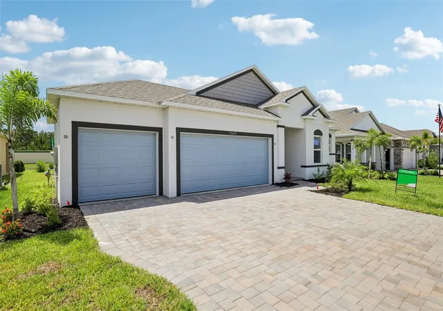 Photo 3 of Single family home for sale at 25129 Calusa Dr, Punta Gorda, FL 33955 | MLS# O6137635 | Listing updated on 2026-09-09