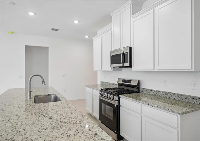 Photo 4 of Single family home for sale at 25129 Calusa Dr, Punta Gorda, FL 33955 | MLS# O6137635 | Listing updated on 2026-09-09