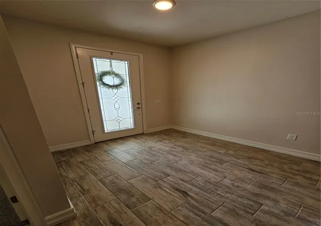 Photo 4 of Sale Pending at 16320 Hyde Manor Dr, Tampa, FL 33647 | MLS# T3471798 | Listing updated on 2023-12-05
