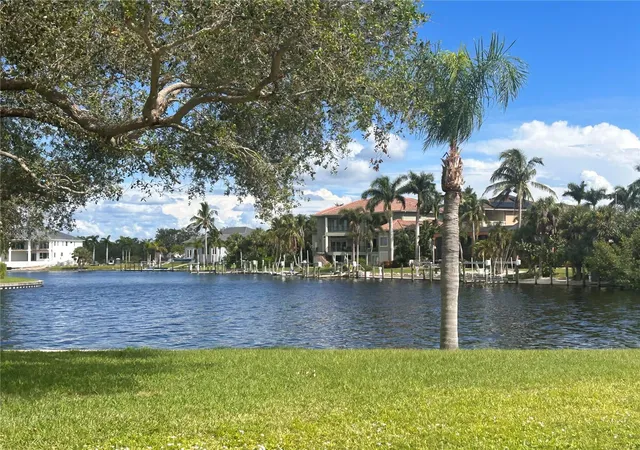Photo 3 of Land for sale at 143 Creek Dr Se, Port Charlotte, FL 33952 | MLS# O6146270 | Listing updated on 2026-10-02