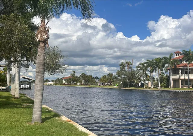 Photo 4 of Land for sale at 143 Creek Dr Se, Port Charlotte, FL 33952 | MLS# O6146270 | Listing updated on 2026-10-02