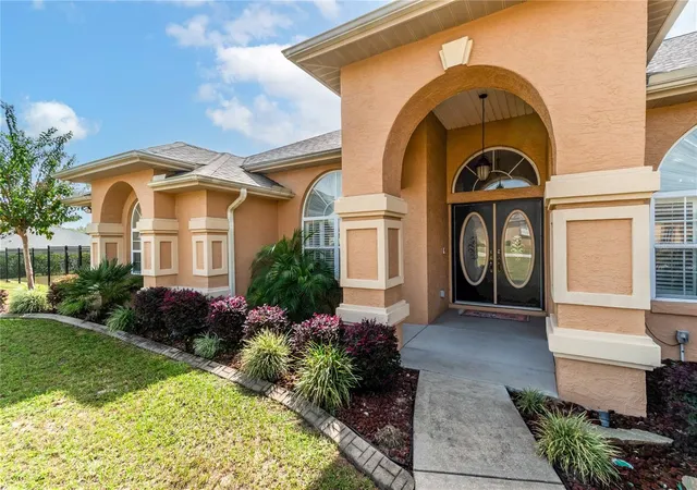 1st image of 10411 Sw 52nd Ct, Ocala, FL 34476 | MLS# OM665670