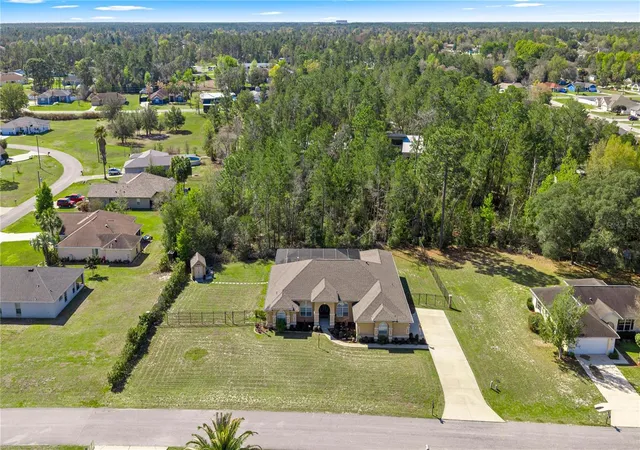 5th image of 10411 Sw 52Nd Ct, Ocala, FL 34476 | MLS# OM665670