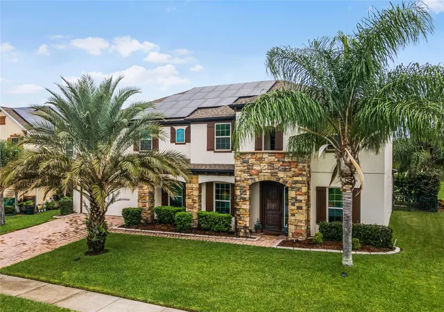 Photo 1 of Sale Pending at 15465 Heron Hideaway Cir, Winter Garden, FL 34787 | MLS# O6149841 | Listing updated on 2023-12-10