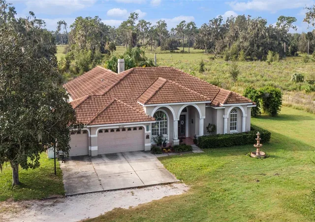 4th image of 331 Lewis Rd, Lithia, FL 33547 | MLS# T3483077