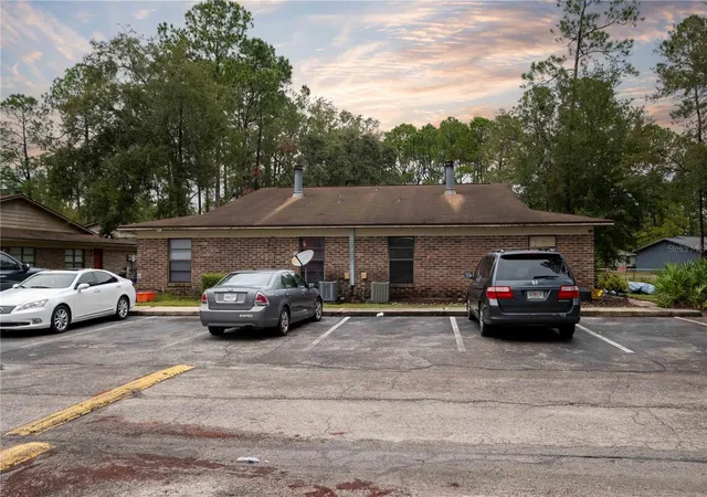 Photo 1 of Sale Pending at 2442 Nw 59th Ave, Gainesville, FL 32653 | MLS# GC517523 | Listing updated on 2023-11-16