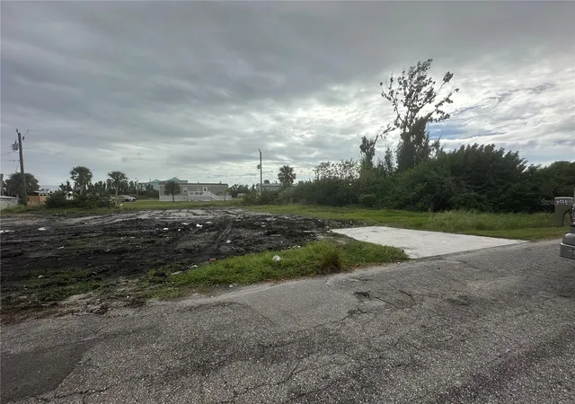 Photo 2 of Sale Pending at 14417 Armada Rd, Port Charlotte, FL 33953 | MLS# C7483859 | Listing updated on 2023-12-18