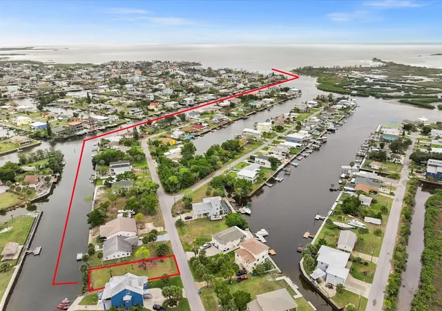 Homes for sale in Hernando Beach, FL | 3468 Minnow Creek Dr, Hernando Beach, FL 34607 | MLS# W7859841