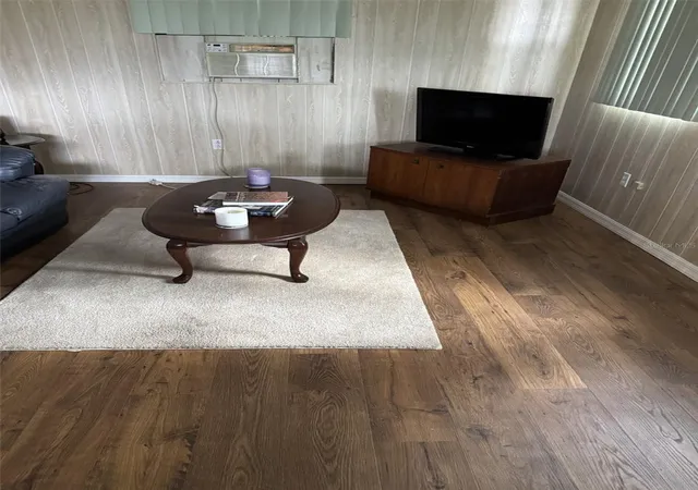 Photo 3 of Manufactured home for sale at 9000 Lake Point Blvd, Lake Wales, FL 33898 | MLS# P4928210 | Listing updated on 2026-10-10
