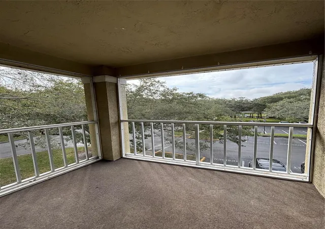 4th image of 2690 Coral Landings Blvd #631, Palm Harbor, FL 34684 | MLS# T3490232